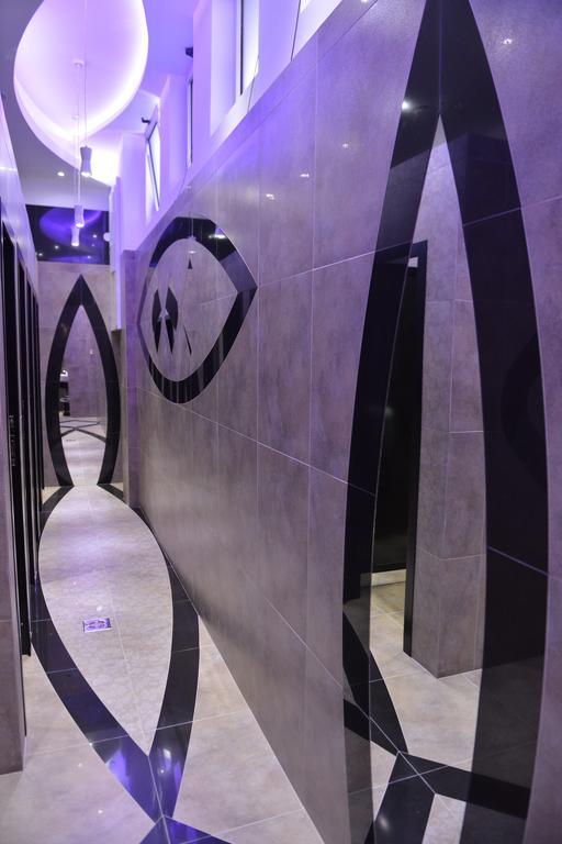 Hotel Zeneva Lux クラグイェヴァツ エクステリア 写真